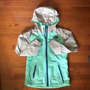 The North Face youth medium Dryvent shell in great shape